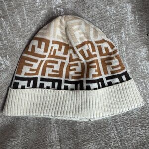 Fendi FF Logo Wool Beanie Hat Cream Brown Black | 100% Lana | Made in Italy